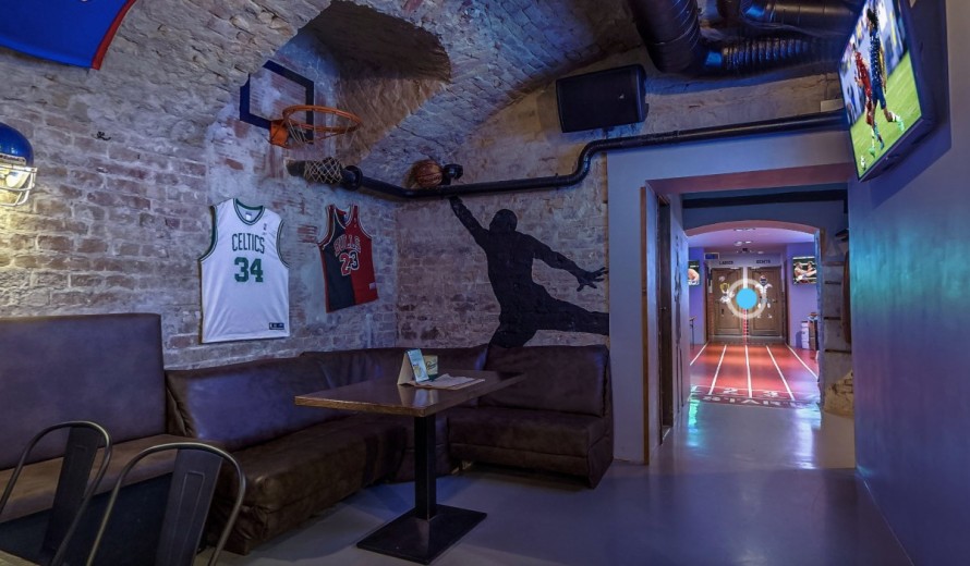 Score Sport Bar & Bi... Helyszín Budapest