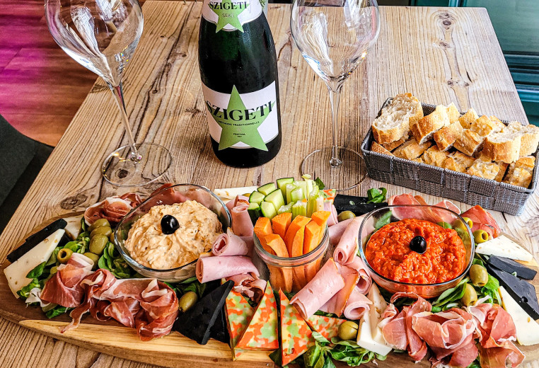 Tapas&Bor